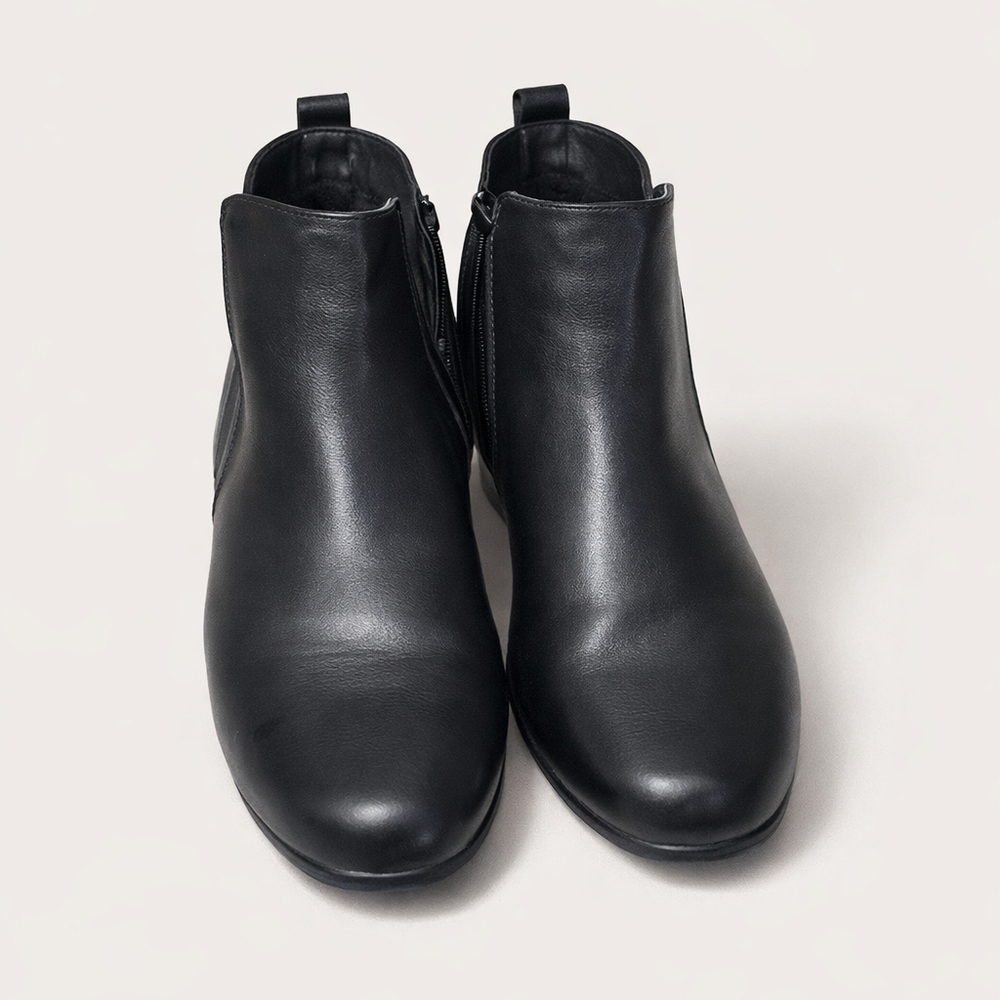 Polaris , 5points Black Boots